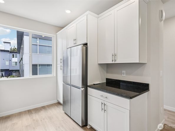2121 N 148th Street C, Shoreline WA 98133