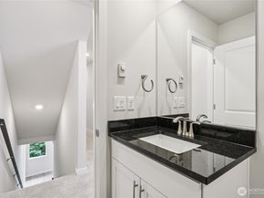 2121 N 148th Street C, Shoreline WA 98133
