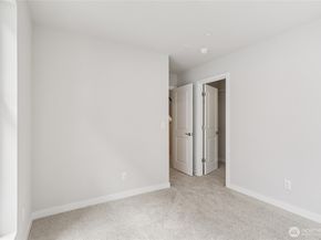 2121 N 148th Street C, Shoreline WA 98133