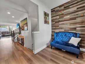 2002 106th Avenue SE, Lake Stevens WA 98258