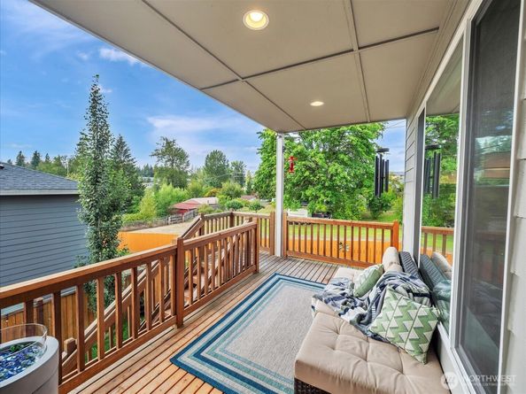 2002 106th Avenue SE, Lake Stevens WA 98258