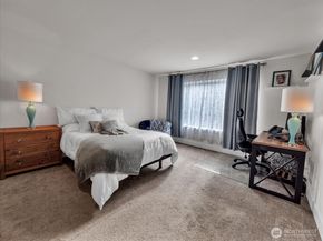 2002 106th Avenue SE, Lake Stevens WA 98258