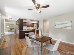 19555 Ave NE 170th, Woodinville WA 98072