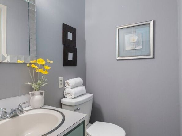 19555 Ave NE 170th, Woodinville WA 98072