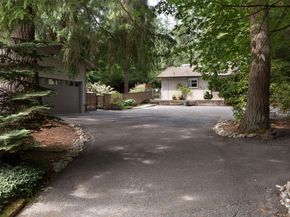19555 Ave NE 170th, Woodinville WA 98072