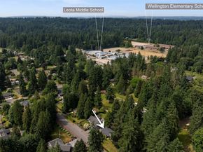 19555 Ave NE 170th, Woodinville WA 98072