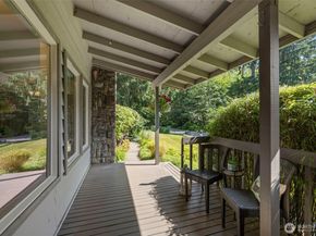 19555 Ave NE 170th, Woodinville WA 98072