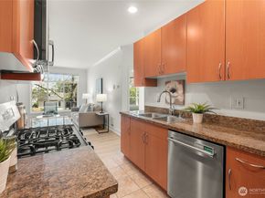 4031 Aurora Avenue N 201, Seattle WA 98103