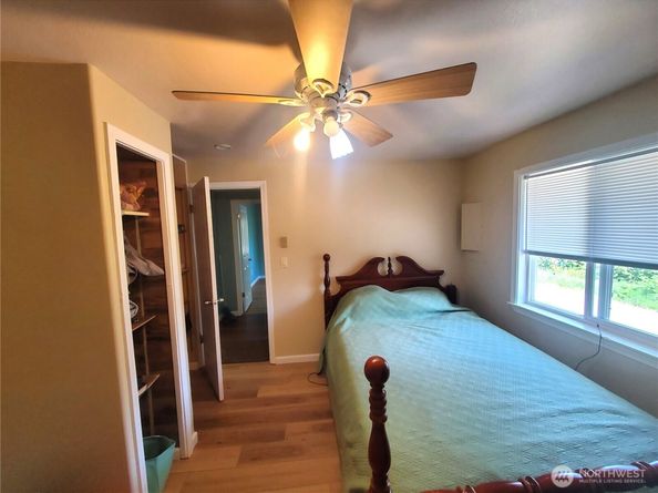 16 E Intercity Avenue, Everett WA 98208