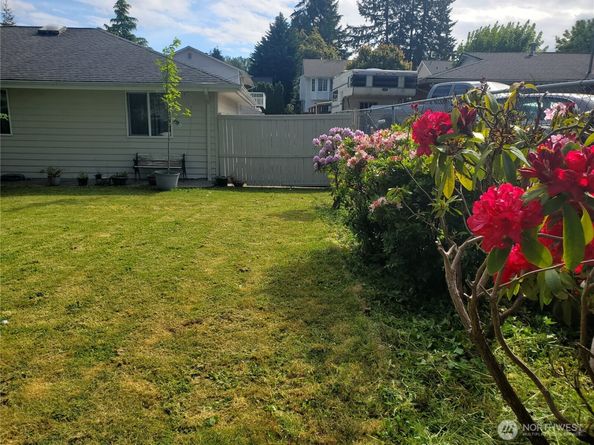16 E Intercity Avenue, Everett WA 98208