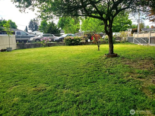16 E Intercity Avenue, Everett WA 98208