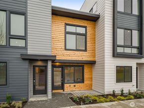 9221 B 14th Avenue NW, Seattle WA 98117