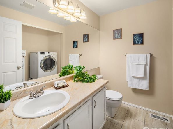 600 213th Street SW, Bothell WA 98021
