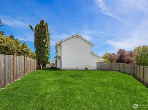 600 213th Street SW, Bothell WA 98021