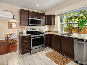 600 213th Street SW, Bothell WA 98021