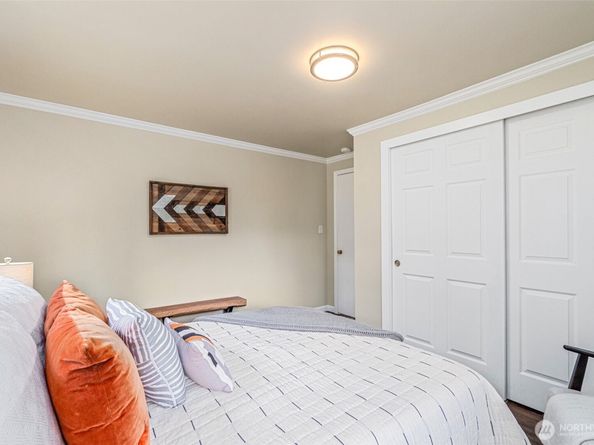 13720 Corliss Avenue N, Seattle WA 98133