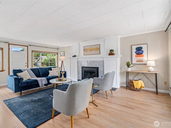 13720 Corliss Avenue N, Seattle WA 98133