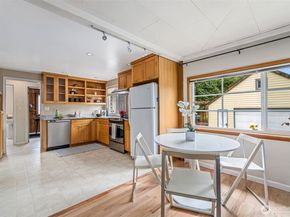 13720 Corliss Avenue N, Seattle WA 98133