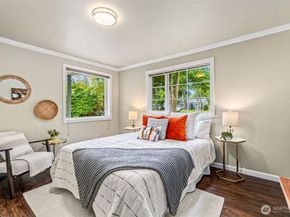 13720 Corliss Avenue N, Seattle WA 98133