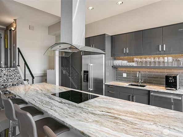 2021 1st Avenue G4, Seattle WA 98121