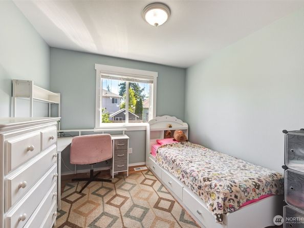 13004 25th Avenue SE, Everett WA 98208