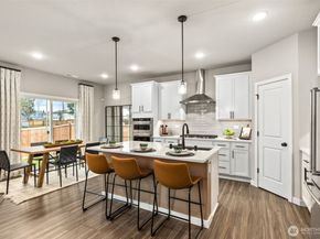 2072 NE Norseman Way, Poulsbo WA 98370