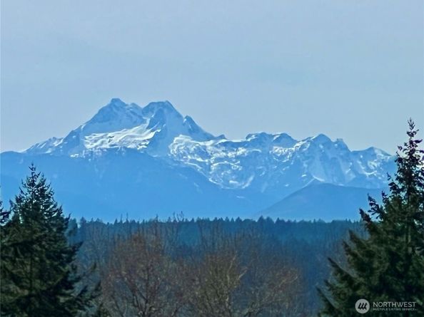 2072 NE Norseman Way, Poulsbo WA 98370