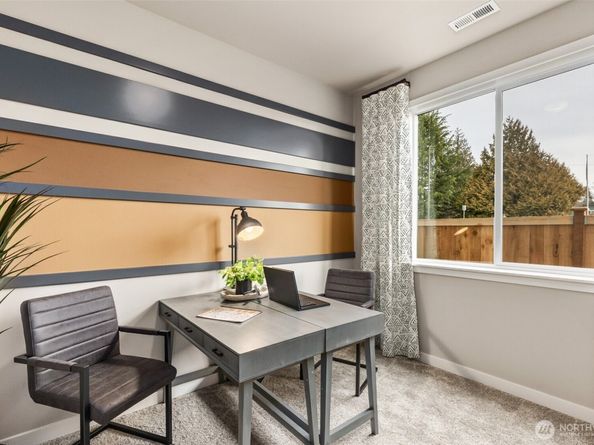 2072 NE Norseman Way, Poulsbo WA 98370