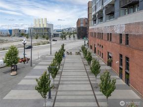 590 1st Avenue S 703, Seattle WA 98104