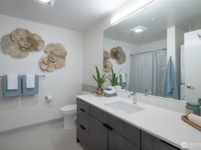 590 1st Avenue S 703, Seattle WA 98104