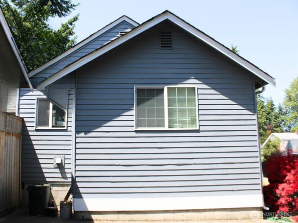 9020 Corbin Drive, Everett WA 98204