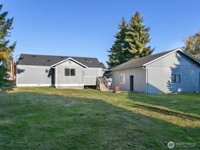 9020 Corbin Drive, Everett WA 98204
