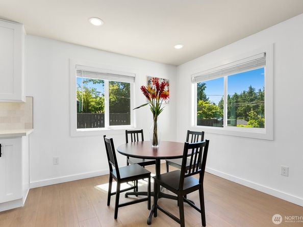 13422 6th Avenue S, Burien WA 98168