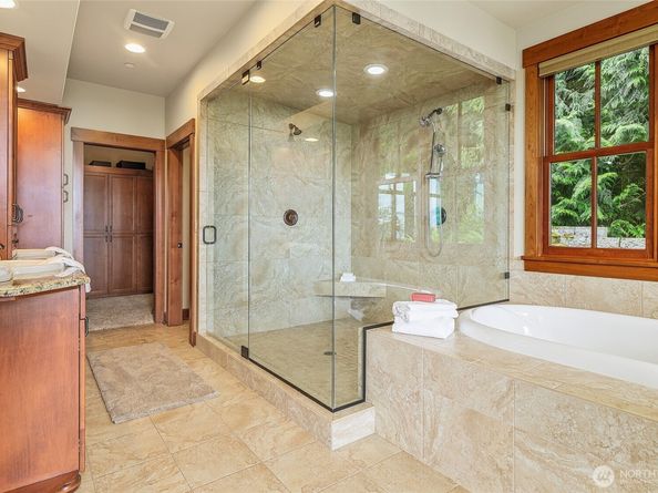 3430 Sevenich Drive, Everett WA 98201