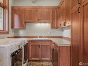 3430 Sevenich Drive, Everett WA 98201