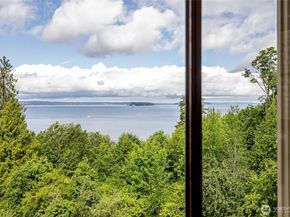 3430 Sevenich Drive, Everett WA 98201