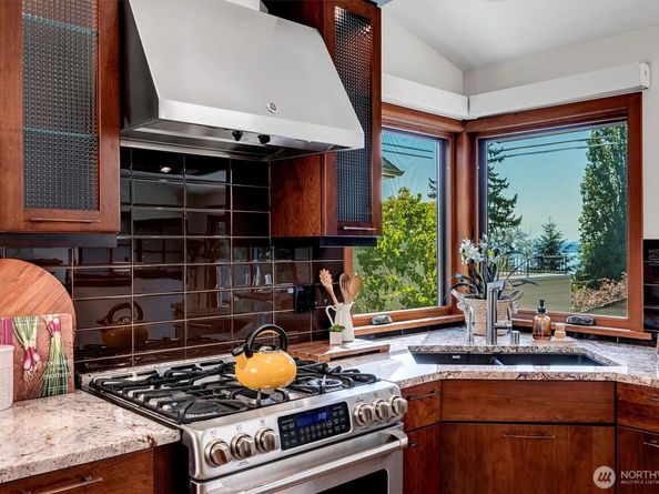 13209 7th Avenue NW, Seattle WA 98177
