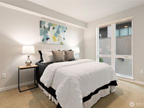 1085 103rd Avenue NE 203, Bellevue WA 98004