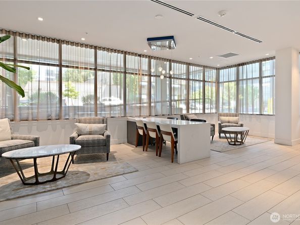 1085 103rd Avenue NE 203, Bellevue WA 98004