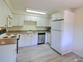 220 SW Clark Street B303, Issaquah WA 98027