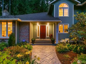 20103 183rd Place NE, Woodinville WA 98077