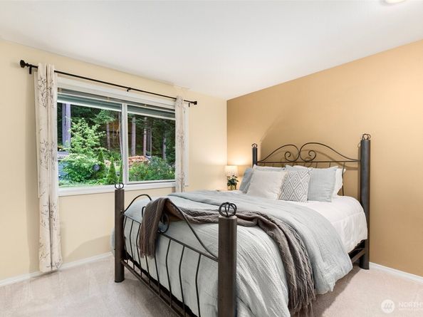 20103 183rd Place NE, Woodinville WA 98077