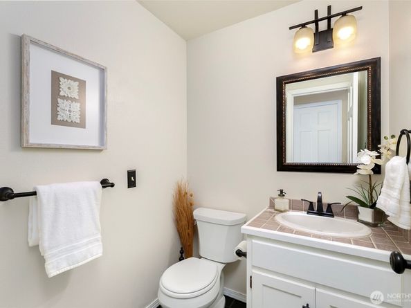 20103 183rd Place NE, Woodinville WA 98077