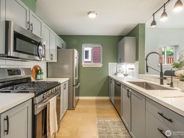 4121 Martin Luther King Jr Way S, Seattle WA 98108