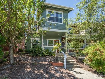 4121 Martin Luther King Jr Way S