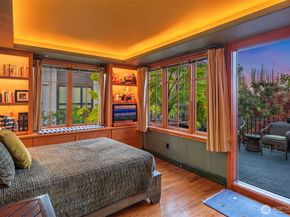 524 Malden Avenue E, Seattle WA 98112