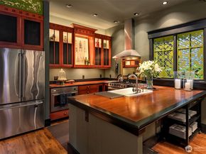 524 Malden Avenue E, Seattle WA 98112
