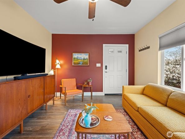 1516 S Bennett Street, Seattle WA 98108