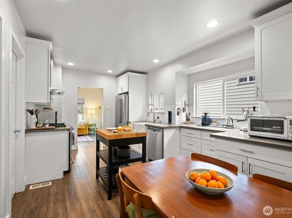 1516 S Bennett Street, Seattle WA 98108