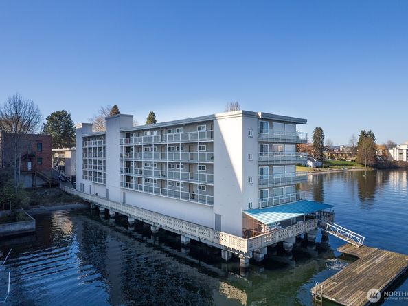 1800 43rd Avenue E A105, Seattle WA 98112